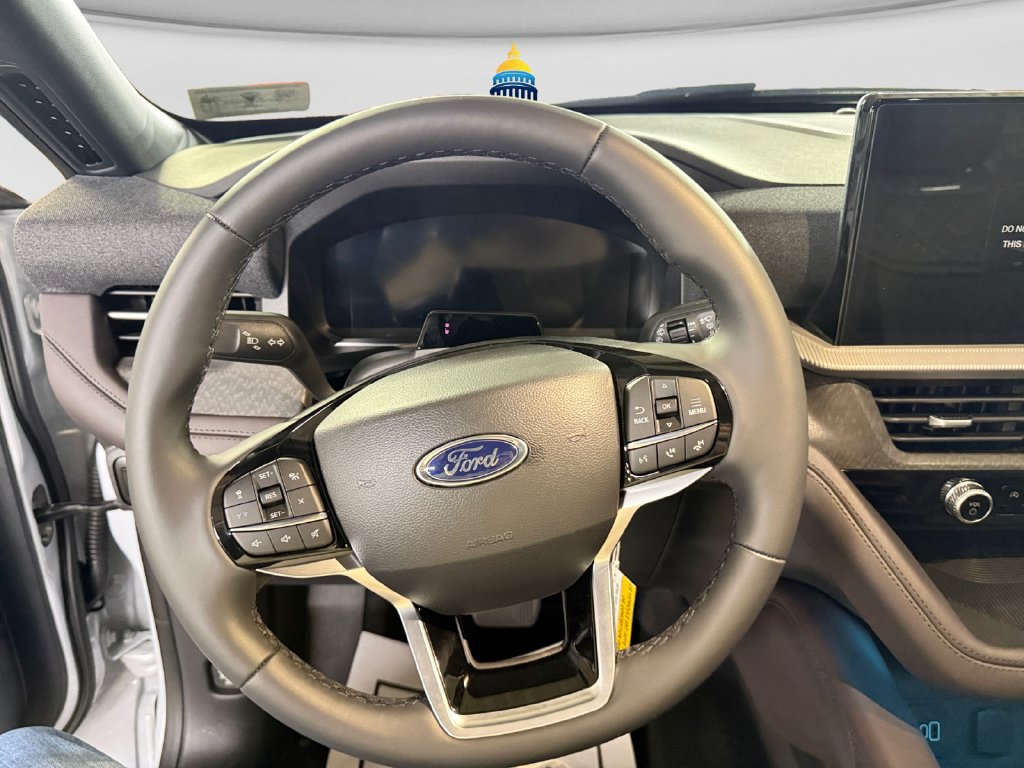 New 2026 Ford Explorer Platinum w/ LUX Leather Package AWD/4WD image 15