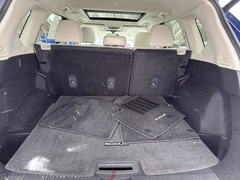 Certified 2023 Nissan Rogue SV w/ SV Premium Package image 36