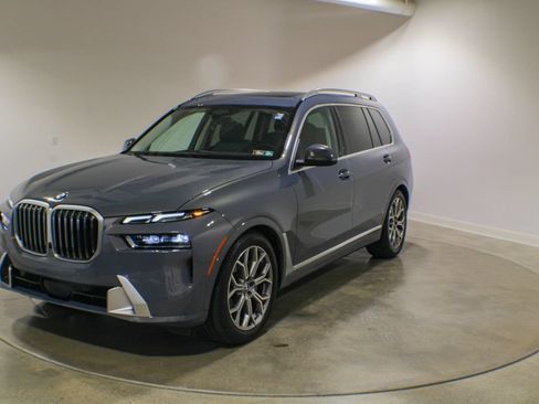 Used 2023 BMW X7 xDrive40i w/ Executive Package AWD/4WD image 1