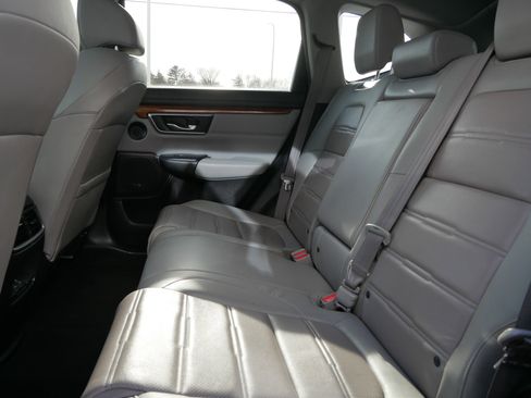 Used 2020 Honda CR-V Touring image 7