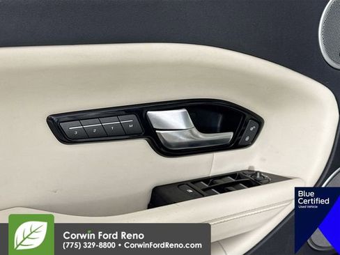 Used 2016 Land Rover Range Rover Evoque HSE image 21