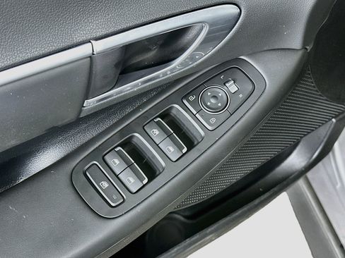 Used 2023 Hyundai Sonata Blue FWD image 15