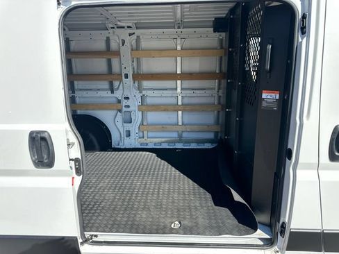 Used 2025 RAM ProMaster 2500 w/ U-Haul Equipment Group FWD image 14