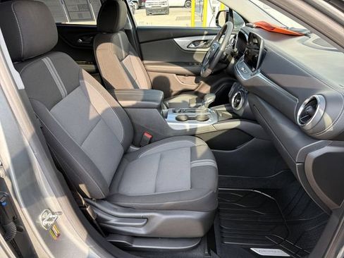 Used 2024 Chevrolet Blazer LT w/ Convenience Package FWD image 25