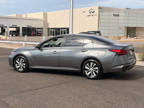 Certified 2023 Nissan Altima 2.5 S FWD image 4