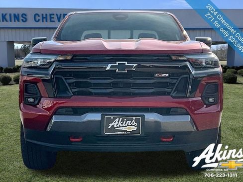 Used 2024 Chevrolet Colorado Z71 w/ Advanced Trailering Package AWD/4WD image 2