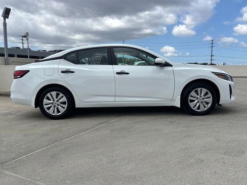 New 2025 Nissan Sentra S image 2