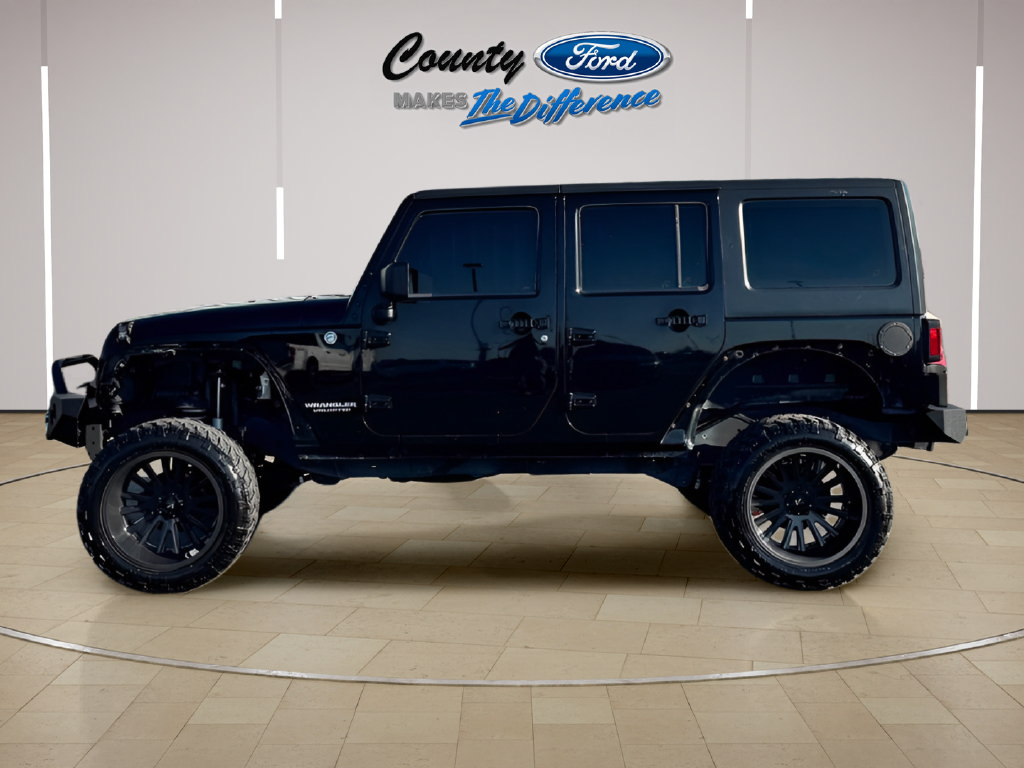 Used 2015 Jeep Wrangler Unlimited Sport w/ Max Tow Package AWD/4WD image 3