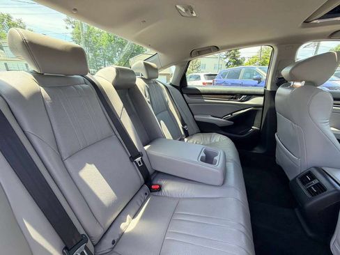 Used 2018 Honda Accord EX-L image 18