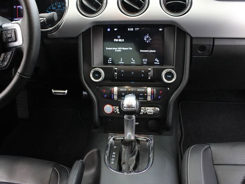 Used 2017 Ford Mustang GT Premium RWD image 20