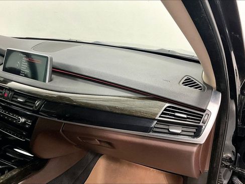 Used 2015 BMW X5 xDrive35i image 16