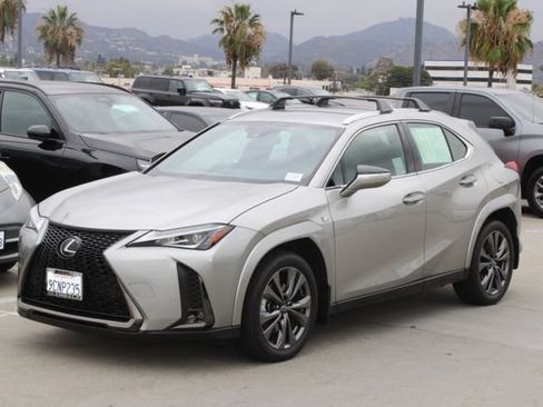Certified 2022 Lexus UX 200 F Sport w/ Accessory Package (Z2) FWD image 3