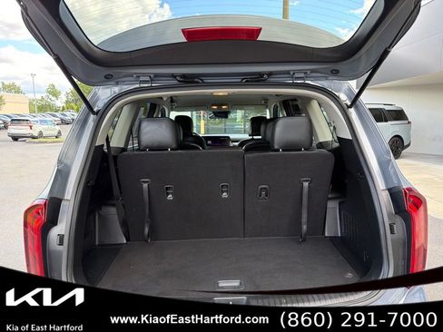 Used 2024 Kia Telluride S AWD/4WD image 16