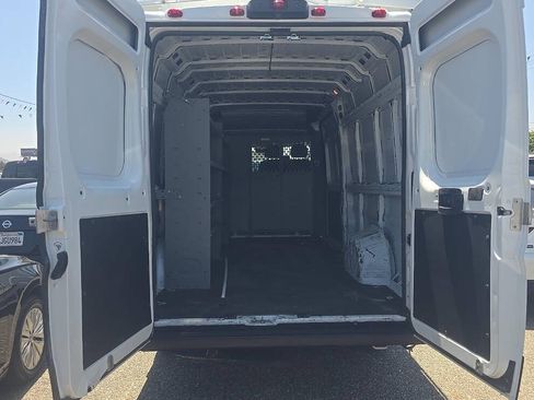 Used 2023 RAM ProMaster 3500 w/ Convenience Group FWD image 12