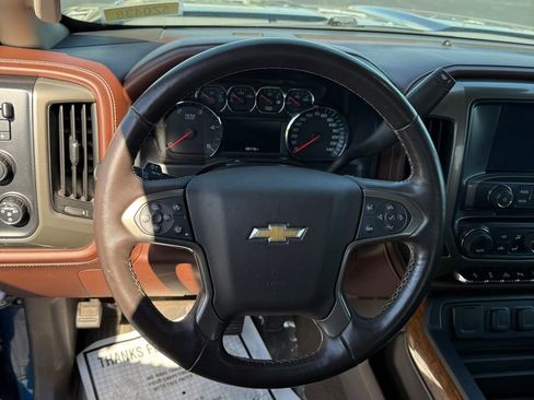 Used 2016 Chevrolet Silverado 2500 High Country w/ Duramax Plus Package AWD/4WD image 21