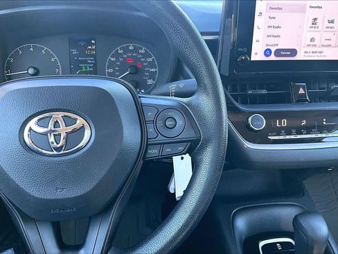 Used 2024 Toyota Corolla LE image 24