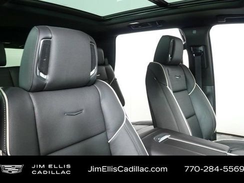 Used 2026 Cadillac Escalade Sport w/ LPO, ONYX Package image 24