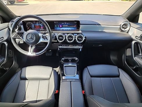 Used 2025 Mercedes-Benz CLA 250 4MATIC image 16