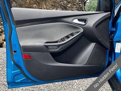 Used 2014 Ford Focus SE FWD image 20
