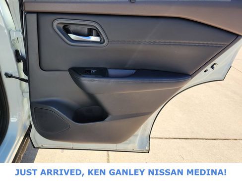 Certified 2023 Nissan Rogue SL w/ SL Premium Package AWD/4WD image 20