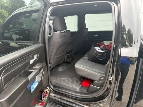 Used 2025 RAM 1500 Warlock AWD/4WD image 8