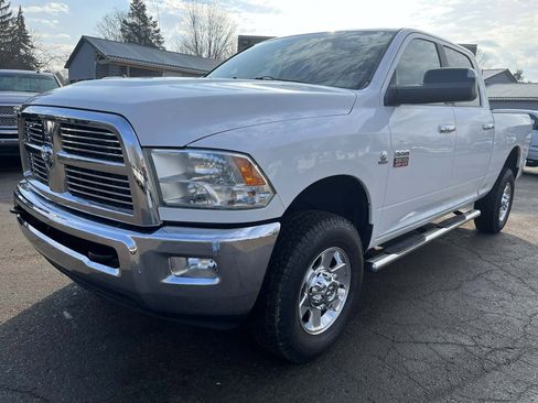 Used 2011 RAM 2500 Big Horn image 2