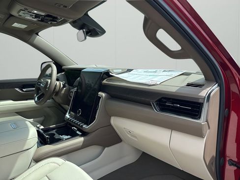 New 2026 GMC Yukon XL Denali w/ Sun & Power Step Package AWD/4WD image 16