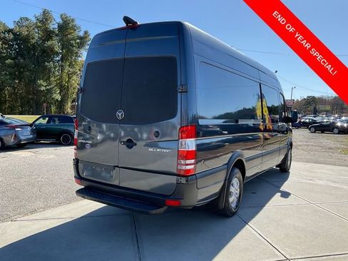 Used 2016 Mercedes-Benz Sprinter 2500 image 7