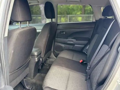 Used 2020 Mitsubishi Outlander Sport ES image 12