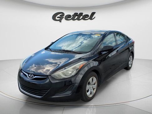 Used 2016 Hyundai Elantra SE FWD image 1