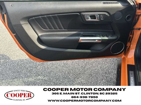 Used 2021 Ford Mustang GT Premium RWD image 13
