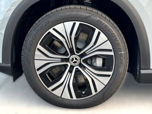 New 2026 Mercedes-Benz EQE 320 4MATIC SUV image 12