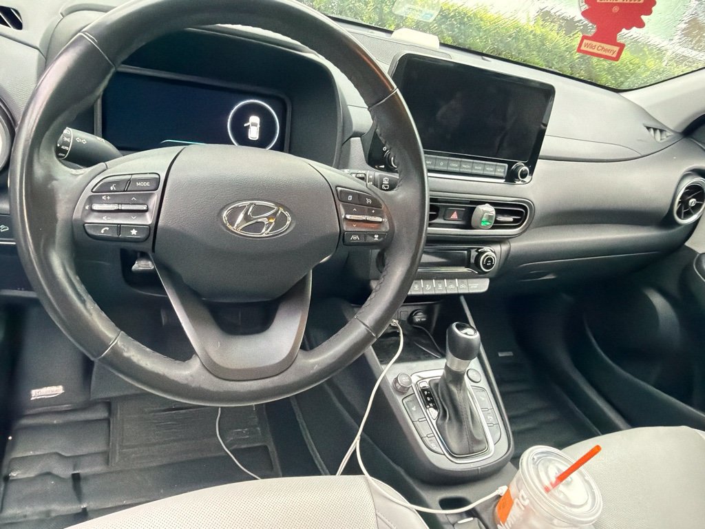 Used 2022 Hyundai Kona Limited AWD/4WD image 11