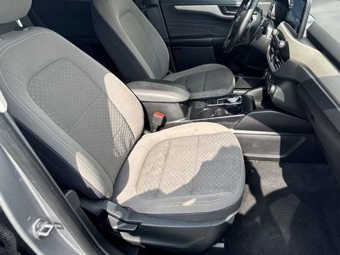 Used 2022 Ford Escape SE w/ SE Sport Appearance Package FWD image 49