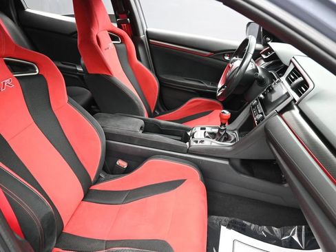 Used 2019 Honda Civic Type R image 32