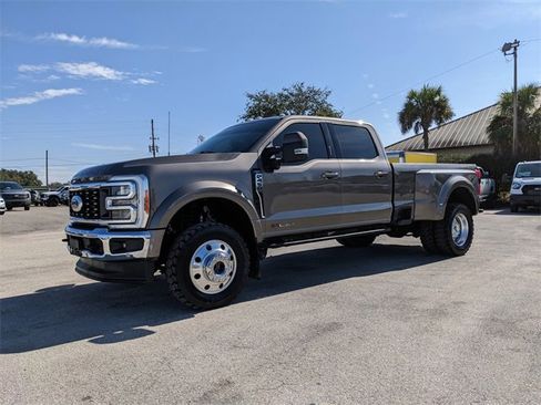 Certified 2023 Ford F450 Lariat w/ Tow Technology Package image 8