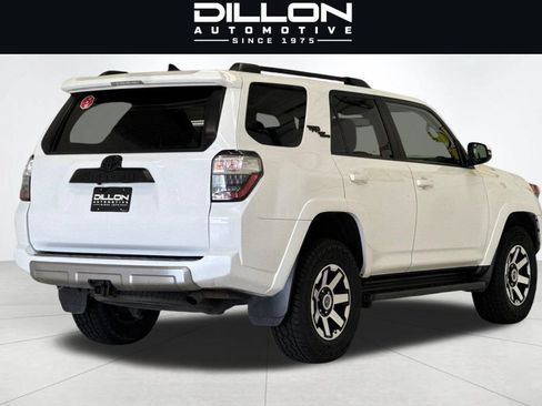 Used 2021 Toyota 4Runner TRD Off-Road Premium AWD/4WD image 4