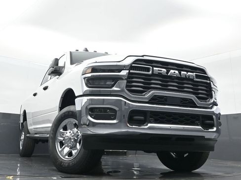 New 2026 RAM 2500 Tradesman AWD/4WD image 29