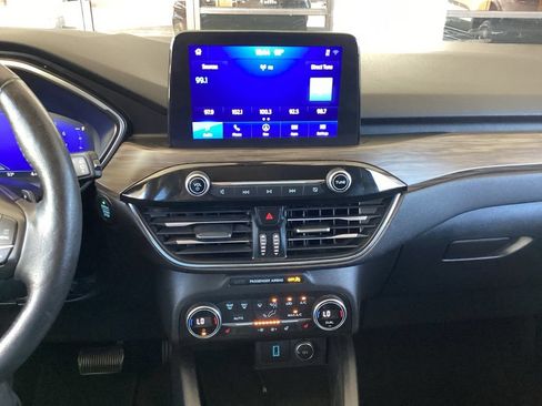 Used 2020 Ford Escape Titanium AWD/4WD image 53