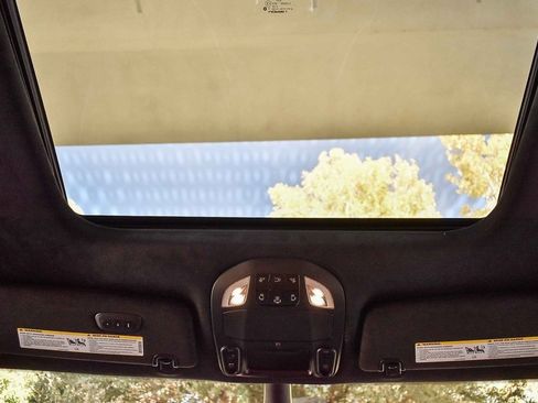 New 2026 Chrysler Pacifica Pinnacle w/ Trailer Tow Group image 16