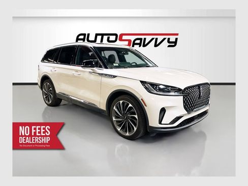 Used 2025 Lincoln Aviator Reserve w/ Equipment Group 201A AWD/4WD image 1