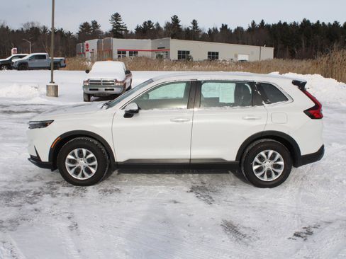Used 2024 Honda CR-V LX image 5