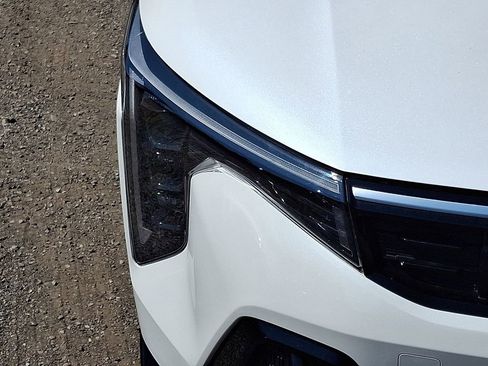 New 2025 Kia K4 GT-Line w/ GT-Line Premium Package image 9