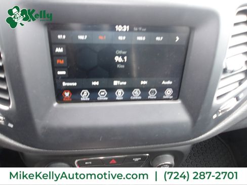 Used 2020 Jeep Compass Latitude w/ Cold Weather Group AWD/4WD image 18