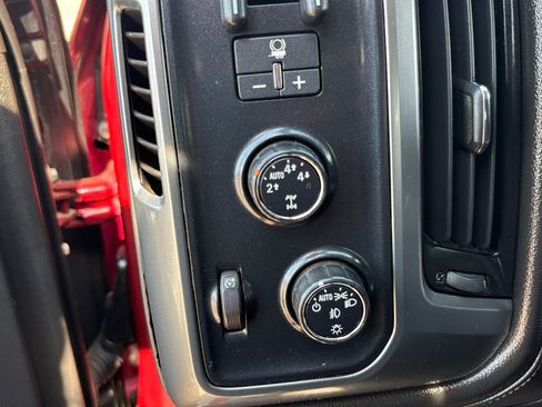 Used 2014 Chevrolet Silverado 1500 LTZ Z71 w/ LTZ Plus Package AWD/4WD image 32