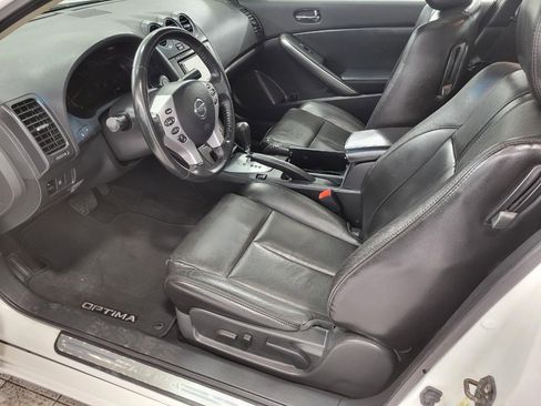 Used 2008 Nissan Altima 3.5 SE w/ Premium Pkg image 10