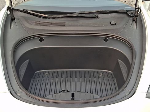Used 2023 Tesla Model 3 Standard Range RWD image 27