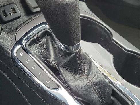 Used 2019 Chevrolet Cruze LT image 29