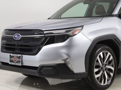 Used 2025 Subaru Forester Touring image 22