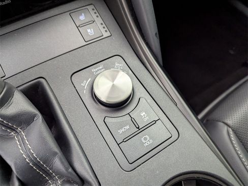 Used 2023 Lexus IS 500 image 28